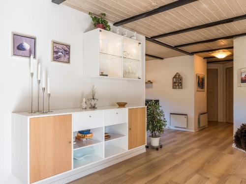 Holiday Home Bl�vand Clxxii