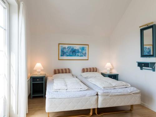 Holiday Home Bl�vand Clxx