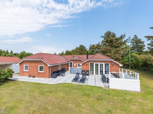 Holiday Home Bl�vand Ccxiv