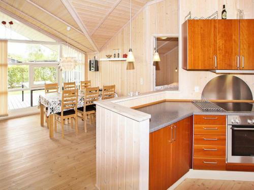 Two-bedroom Holiday Home In Hemmet 9