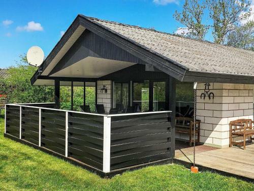 Three-bedroom Holiday Home In Hemmet 67