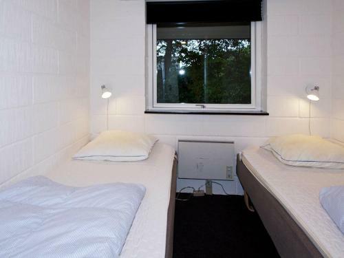 Three-bedroom Holiday Home In Hemmet 67