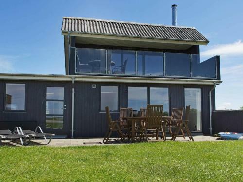 Three-bedroom Holiday Home In Hemmet 89
