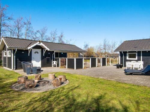 Three-bedroom Holiday Home In Hemmet 10