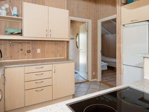 Three-bedroom Holiday Home In Hemmet 10