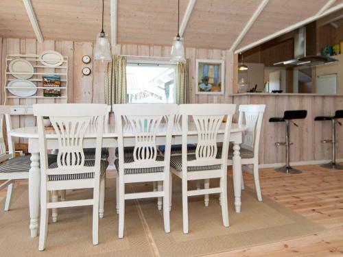 Three-bedroom Holiday Home In Hemmet 10