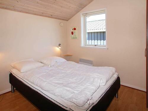 Three-bedroom Holiday Home In Hemmet 11