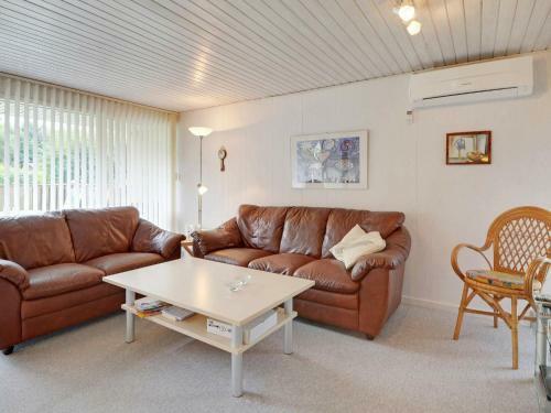 Three-bedroom Holiday Home In Hemmet 101