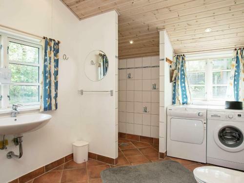 Holiday Home F�revejle X