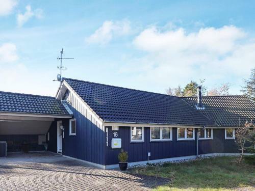 Elegant Holiday Home In Hadsund With Sauna
