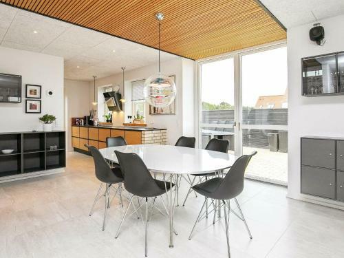 Holiday Home L�kken Liii