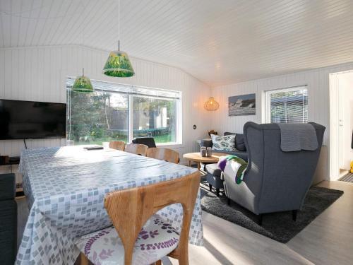 Holiday Home L�kken Cvii