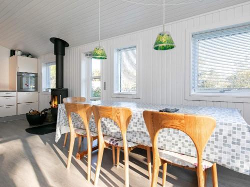 Holiday Home L�kken Cvii