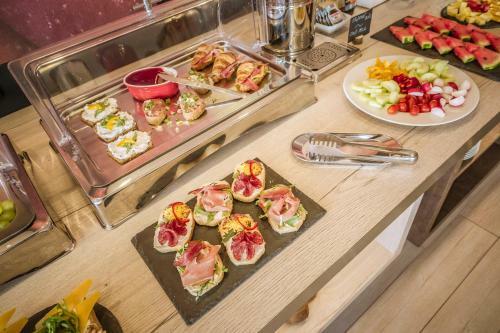 Hostal Hotel Wellness Cosmos