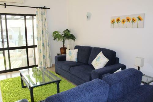 Alto Club Apartments