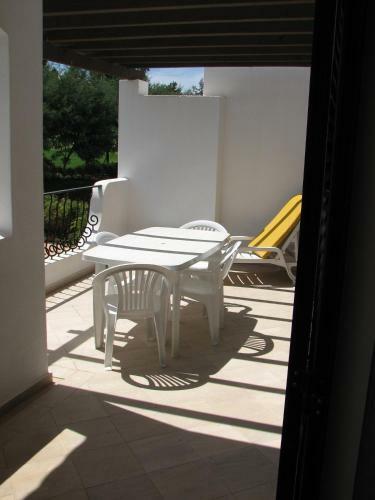 Alto Golf Apartments