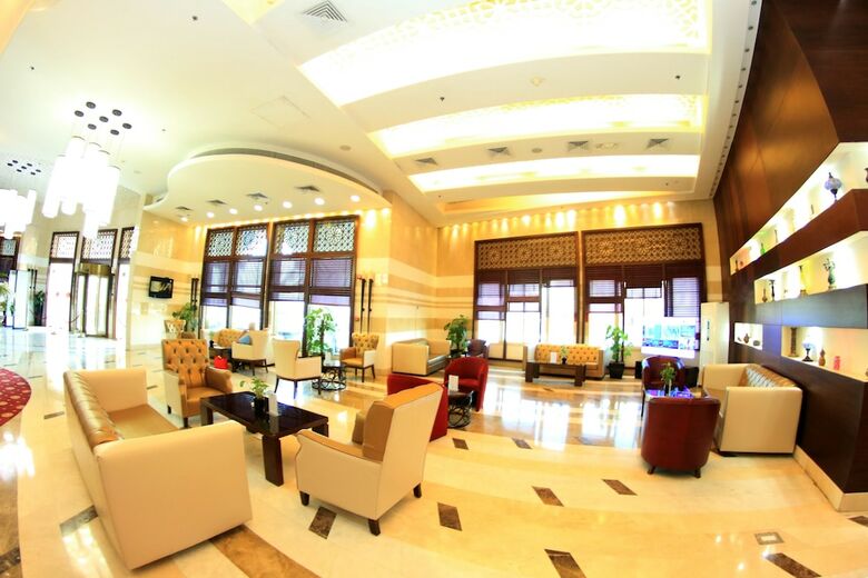 Grand Regal Hotel