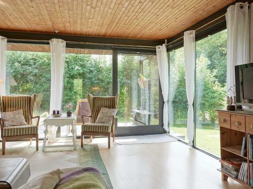 Holiday Home Svaneke IX