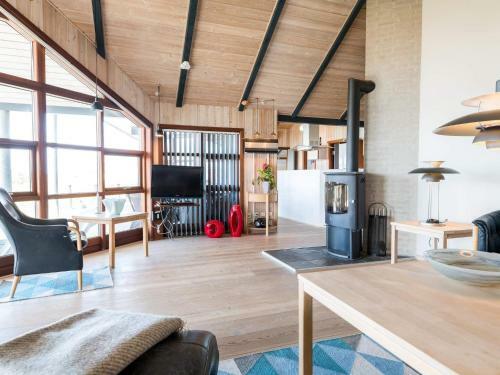 Holiday Home Fan� Cliii