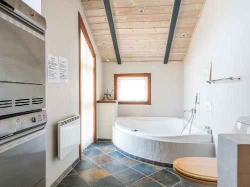 Holiday Home Fan� Cliii