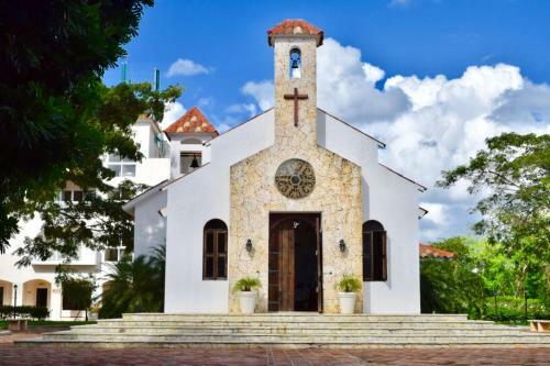 Apartamento The Sun 2br @caddaquescaribe Bayahibe