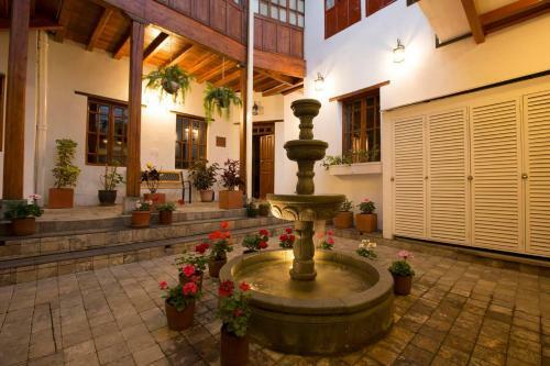 Casa Lunaloma - Boutique Apartments