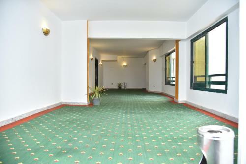 Royal Pyramids Hotel