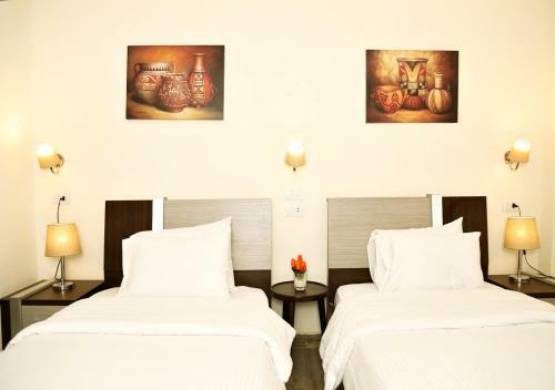Hostal Pyramids Shadow Guest House