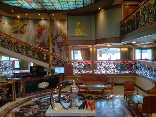 Adonis Nile Cruise, Hotel & Restaurant