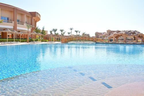 Hotel Parrotel Lagoon Resort