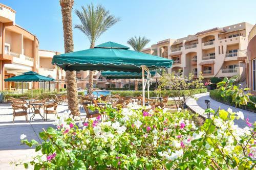 Hotel Parrotel Lagoon Resort