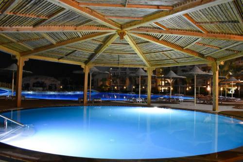 Hotel Parrotel Lagoon Resort