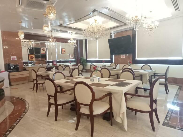 Chairmen Hotel