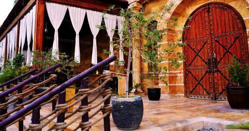 Hotel Al Safa Royal Suites