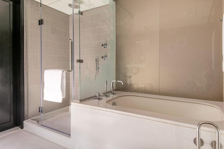 W Doha Hotel & Residences