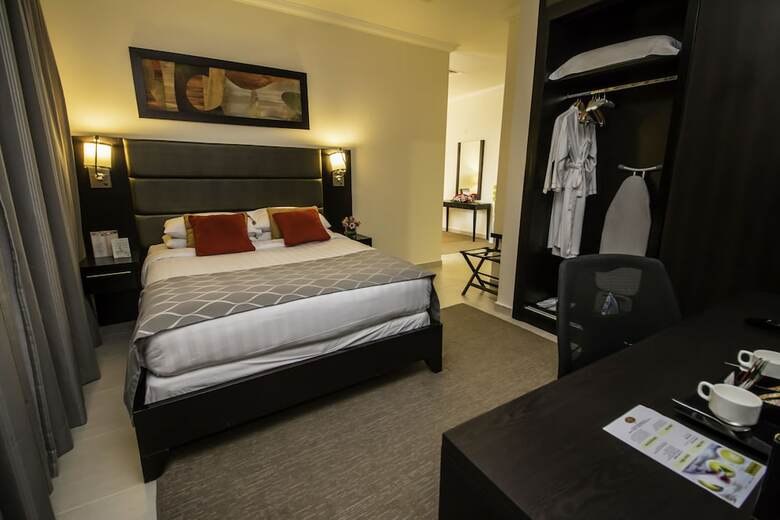 The Royal Riviera Hotel Doha