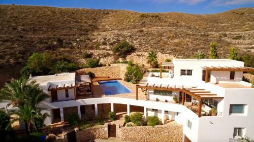 Agua Amarga Villa Sleeps 10 With Pool