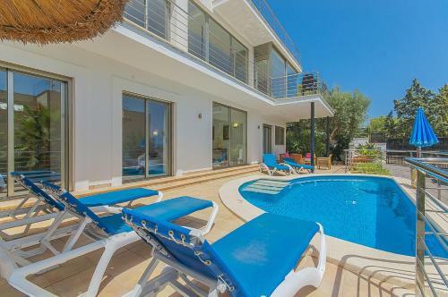 Villa Cerca Alcudia Con Espectacular Vista Al Mar
