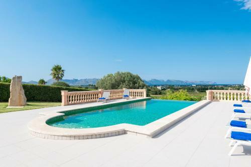 Charming Countryside Villa With Pool In Alcudia