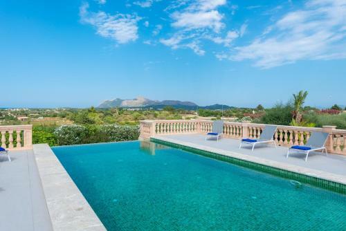Charming Countryside Villa With Pool In Alcudia