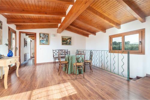 Charming Countryside Villa With Pool In Alcudia