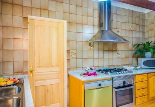 Es Barcares Villa Sleeps 6 With Pool Air Con And Wifi