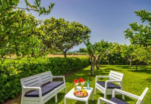 Es Barcares Villa Sleeps 6 With Pool Air Con And Wifi