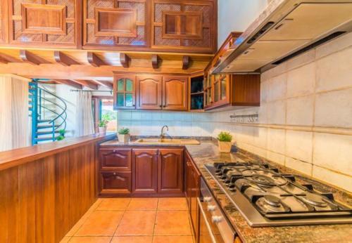 Es Barcares Holiday Home Sleeps 3 With Pool And Air Con