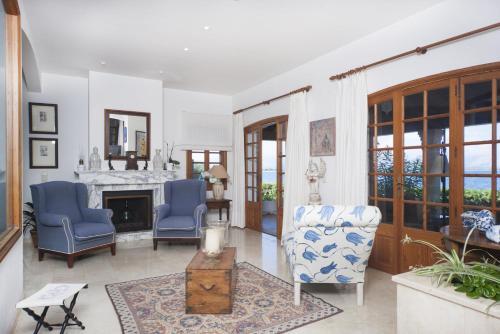 Es Barcares Villa Sleeps 8 With Pool Air Con And Wifi