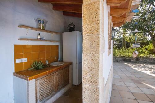 Alfatares Villa Sleeps 8 With Pool Air Con And Wifi