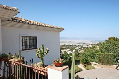 Villa Salom�
