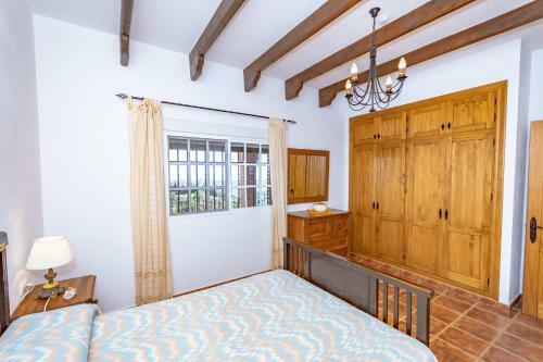 Cubo's Villa Ana Valtocado