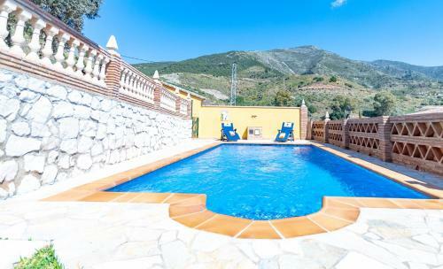Cubo's Villa Ana Valtocado