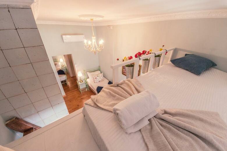Hostal Casinha Das Flores